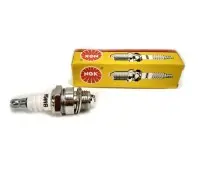 Свеча для бензопилы NGK  BM6A  (M14*1,25 9,5mm)
